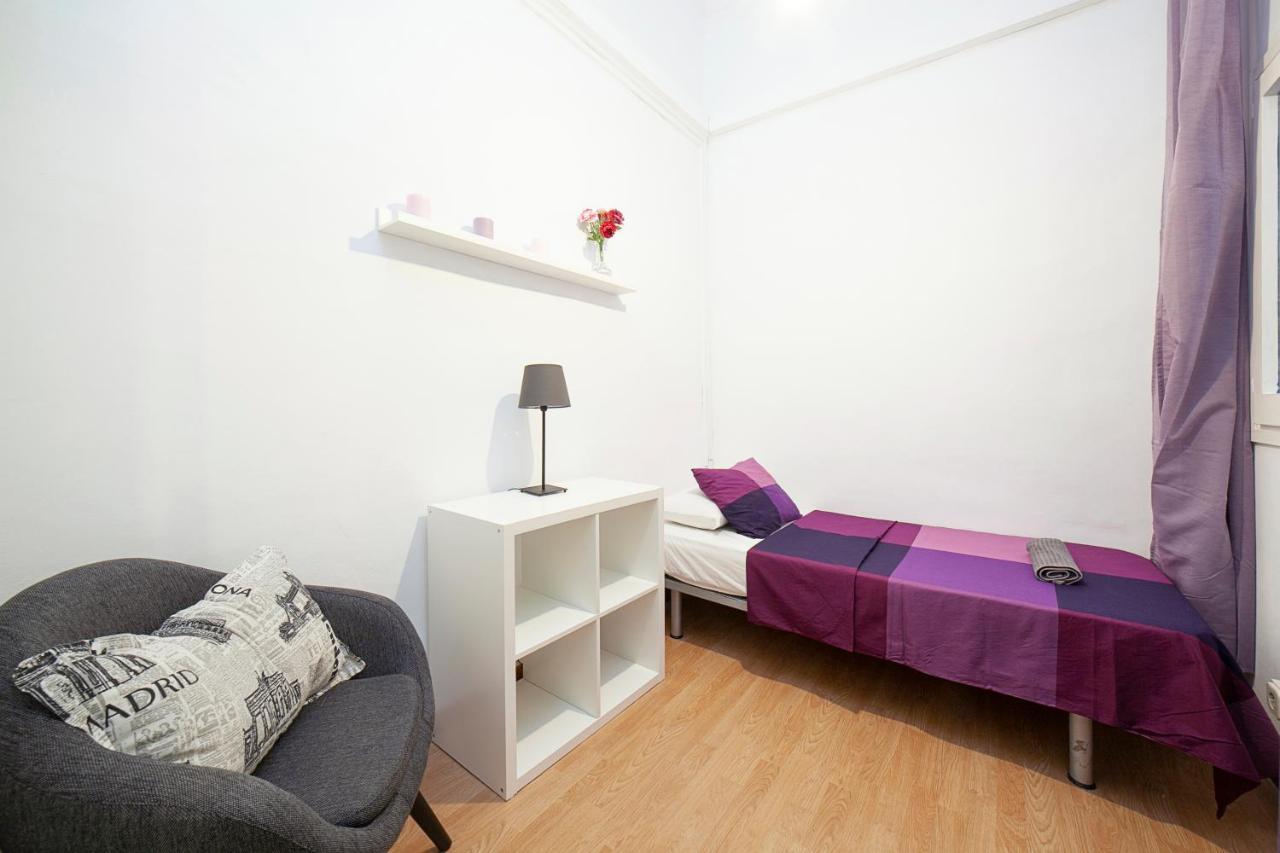 Fabrizzios Terrace Hostel Барселона Стая снимка