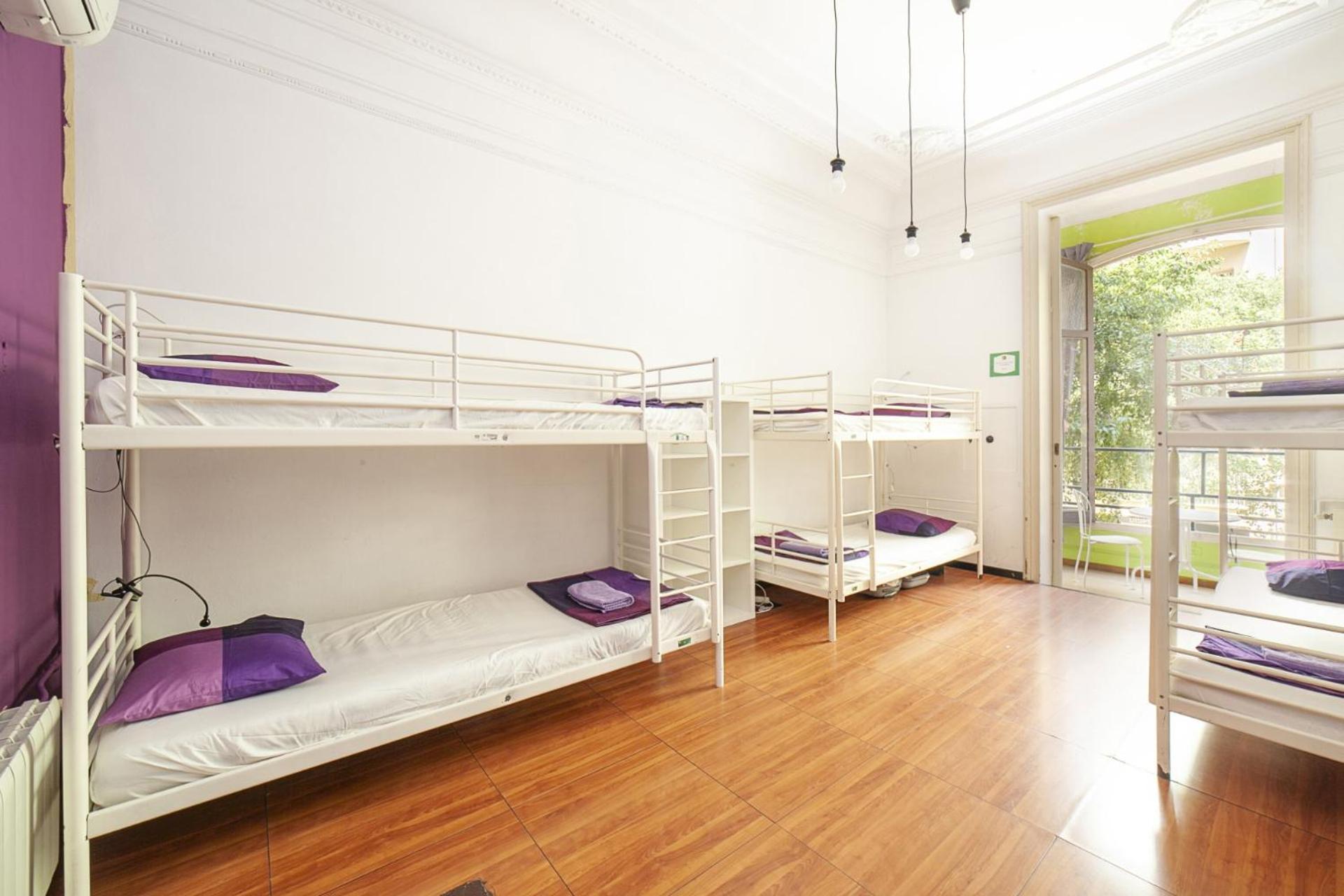 Fabrizzios Terrace Hostel Барселона Екстериор снимка